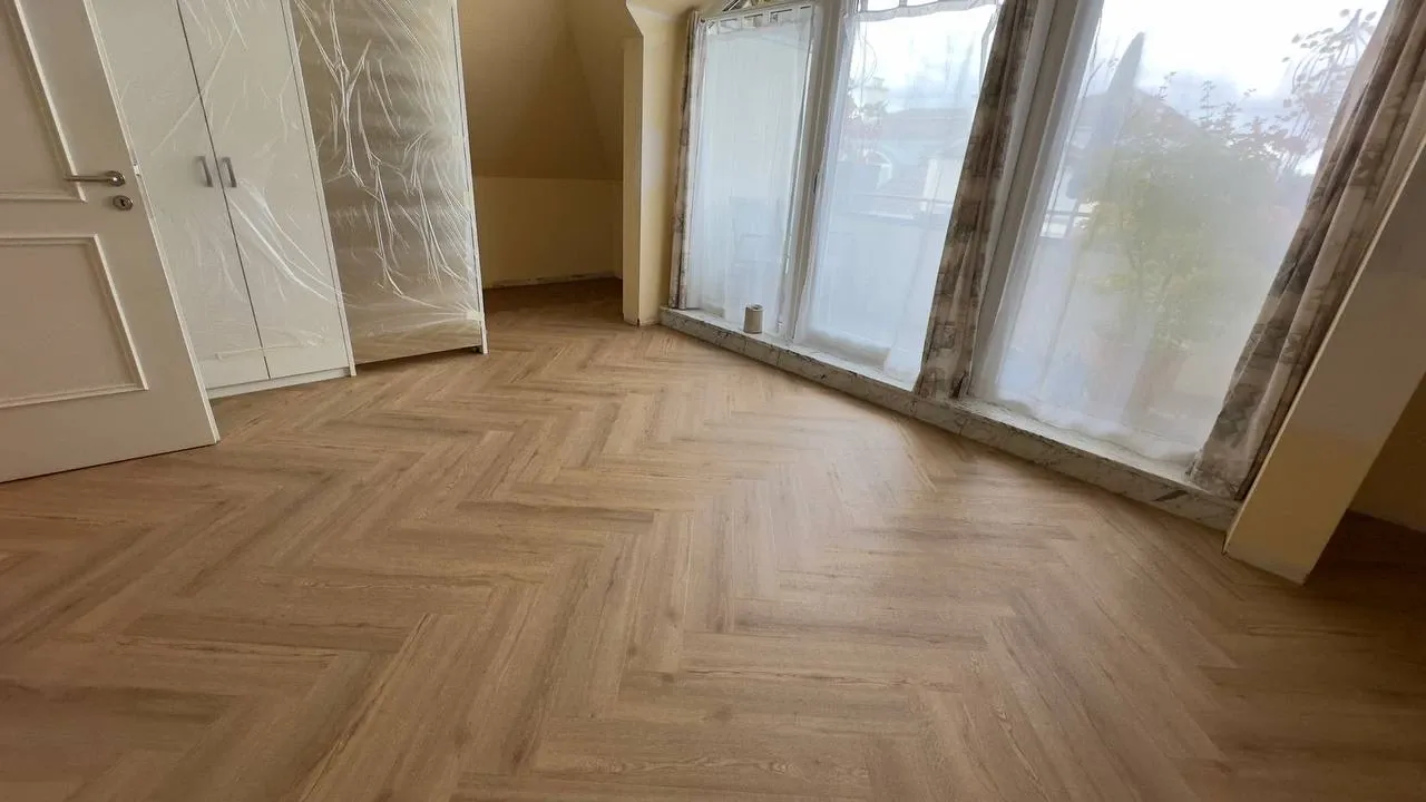 Ivaro Dawn - DVHBC0722-LHM - 2