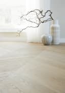 elory-bloom-DVCHC0886-ARB-3