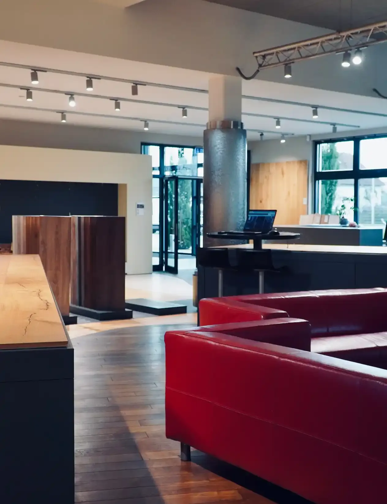 expert-care-flooring-showroom