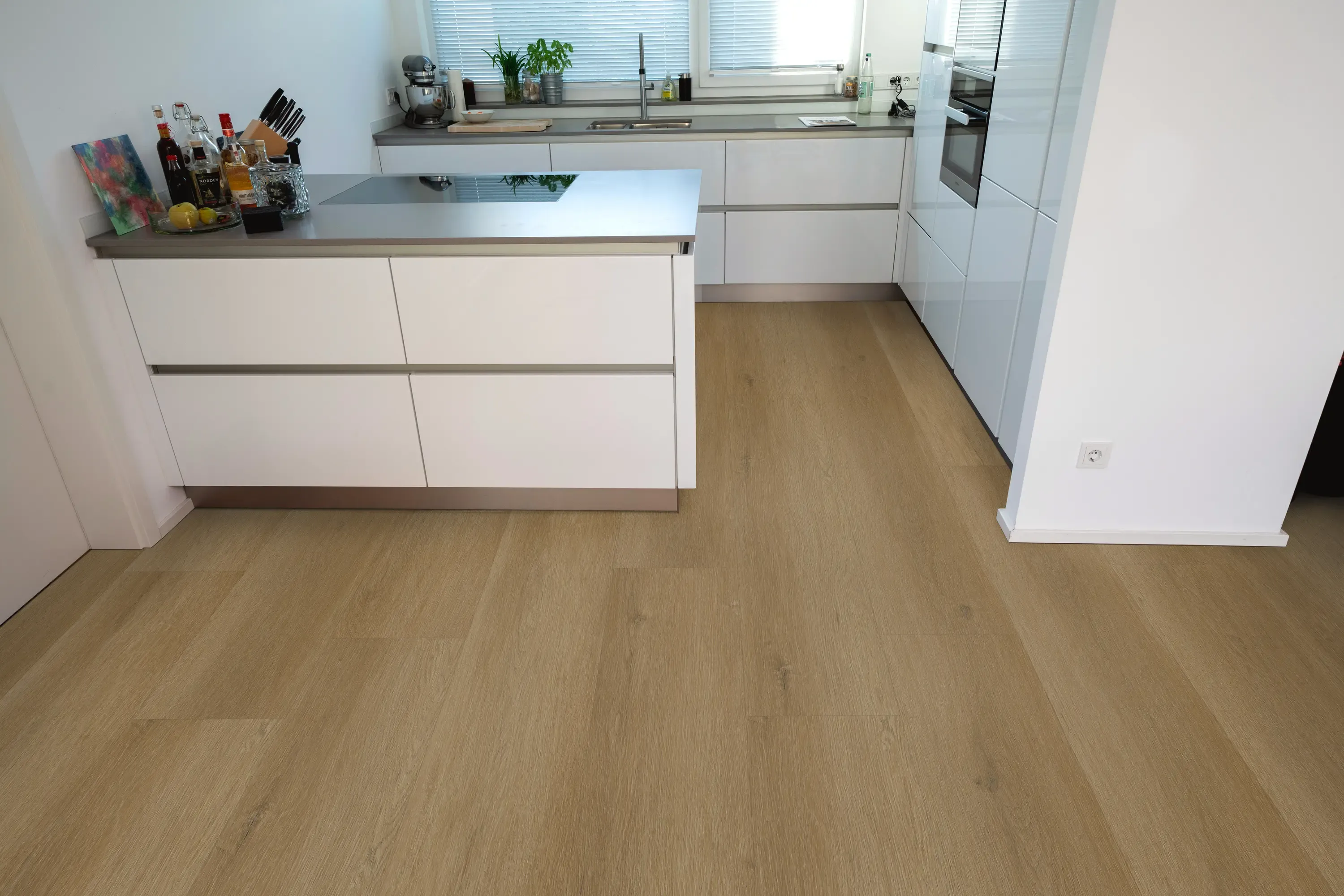 riston-noir-DVLHDG0860-BCO-2